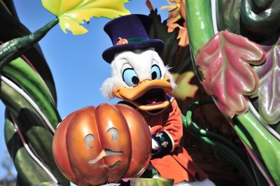 Celebration Halloween Mickey 4