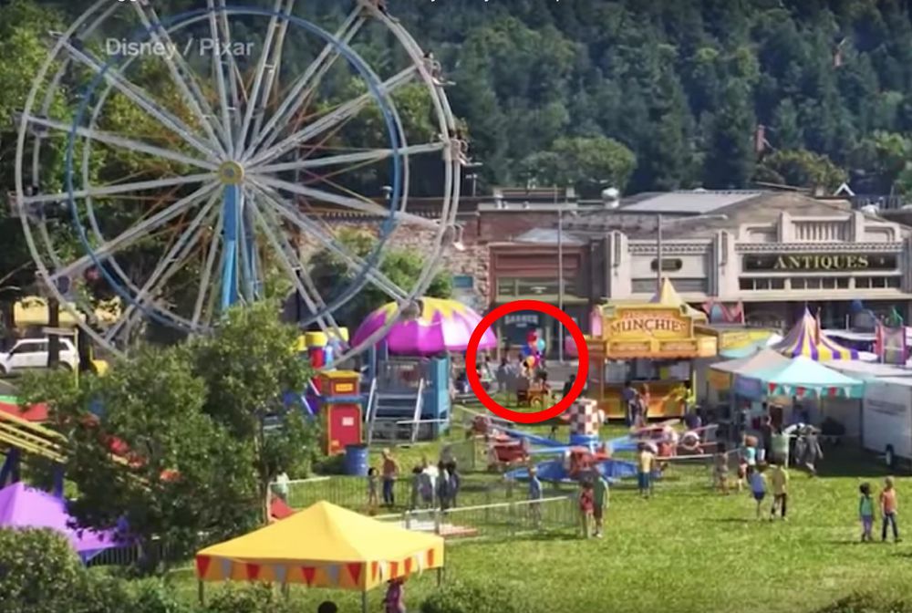 Ballons easter egg là haut