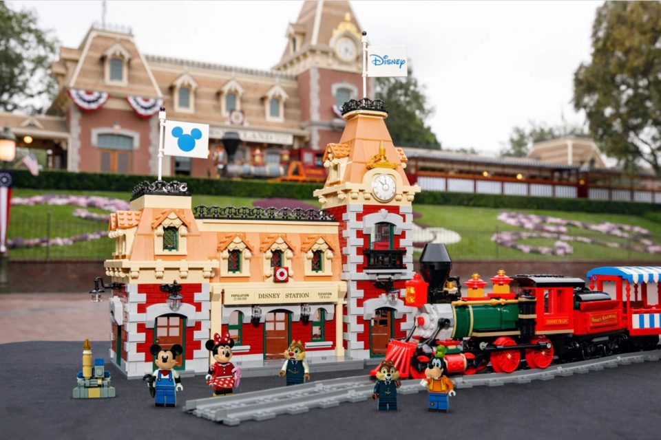 lego disneyland railroad