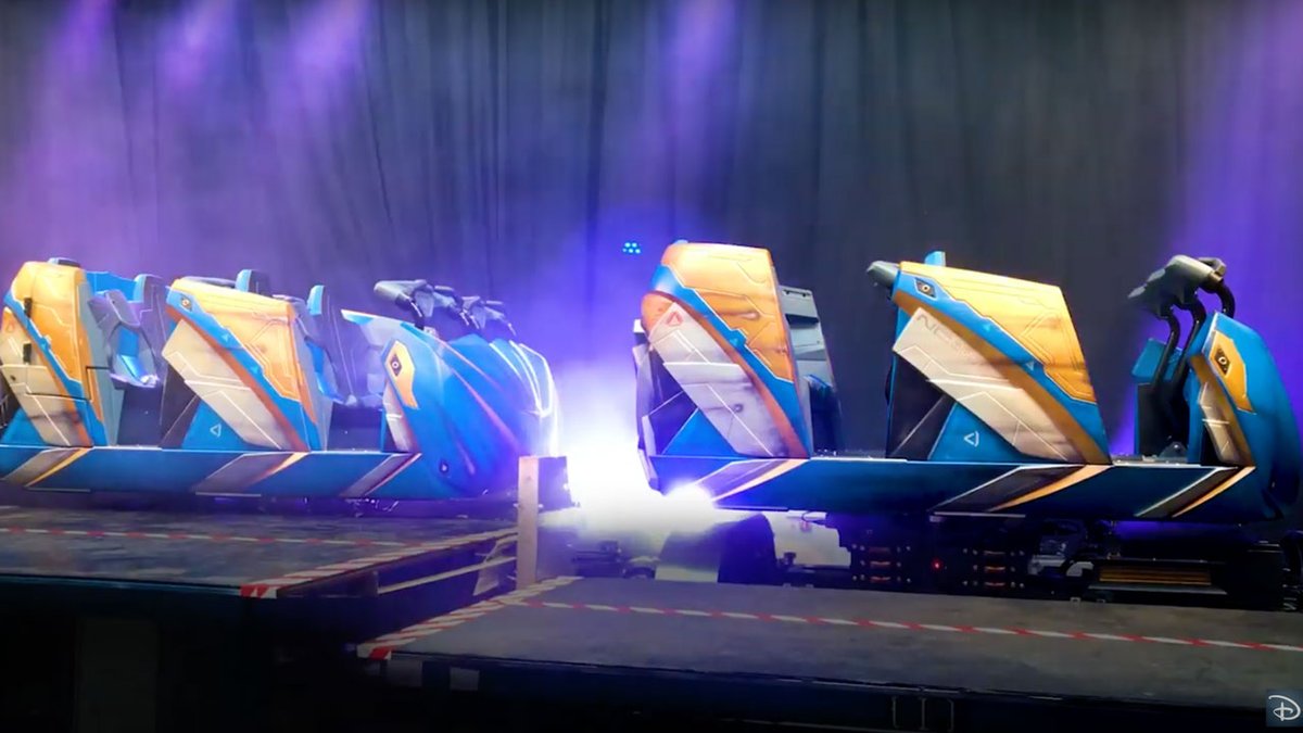 Cosmic Rewind vehicules
