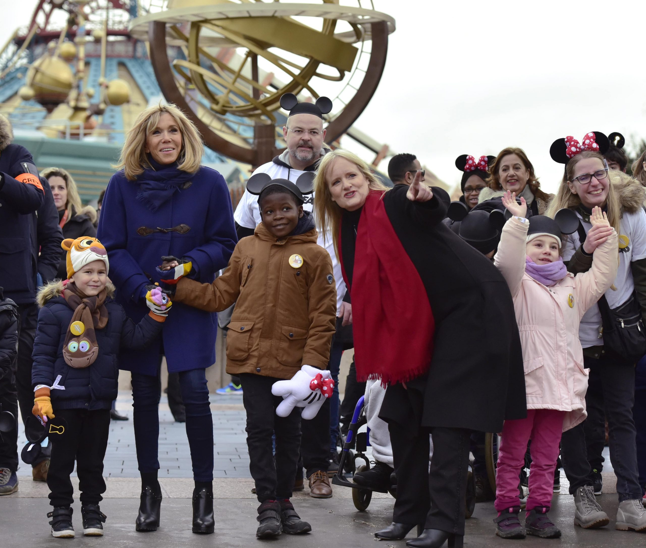 brigitte macron natacha rafalsky disneyland paris