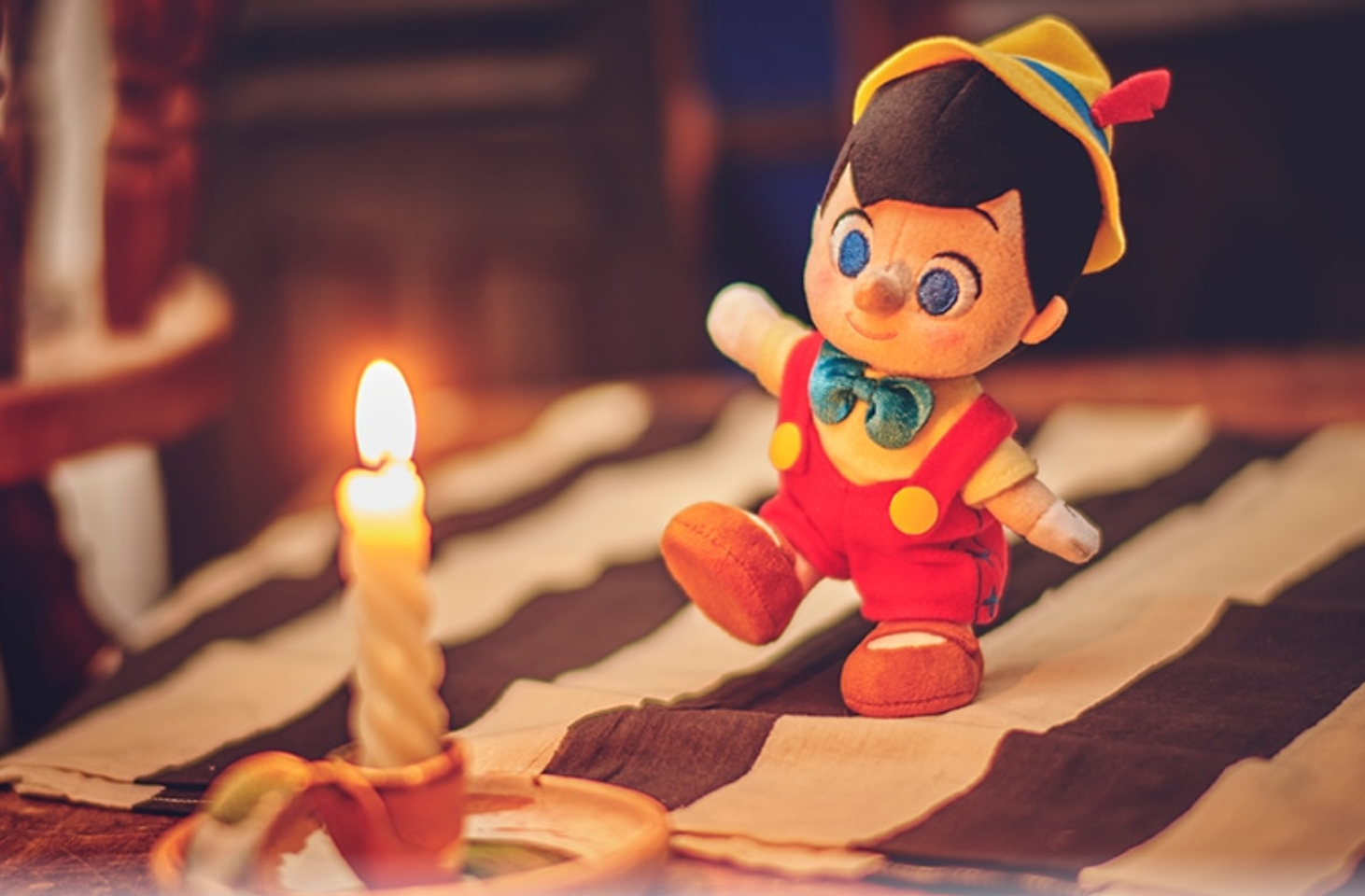 pinocchio peluche disney store japon
