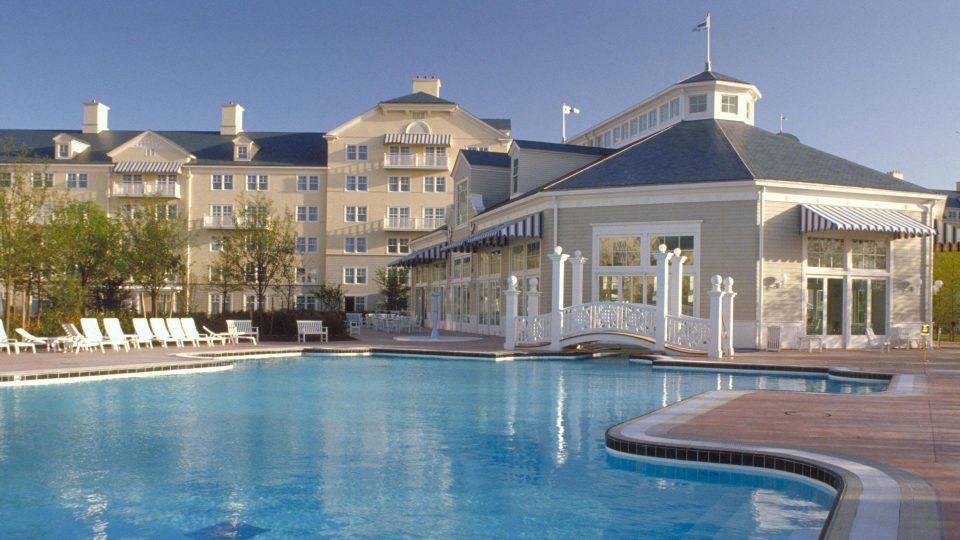 piscines disneyland paris