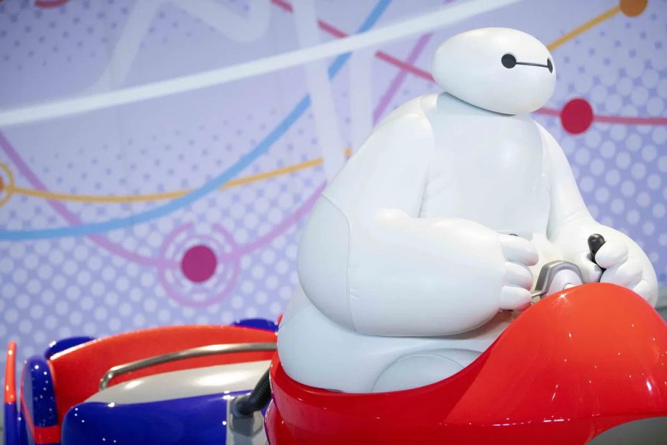 the happy ride with baymax vehicule