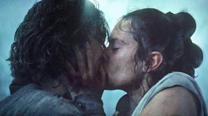 star-wars-9-rise-skywalker-rey-kylo-ren-ben-solo-kiss