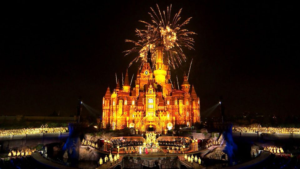 shanghai disneyland