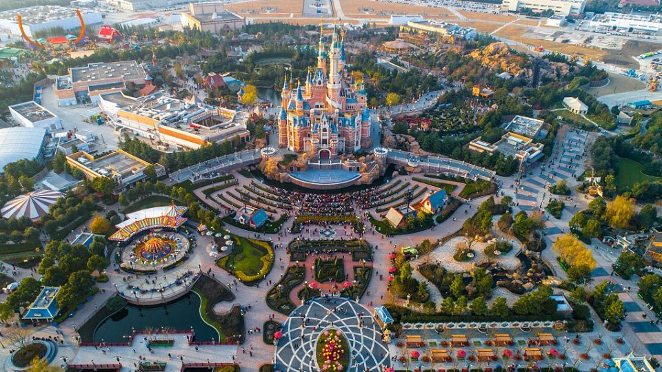 shanghai disneyland