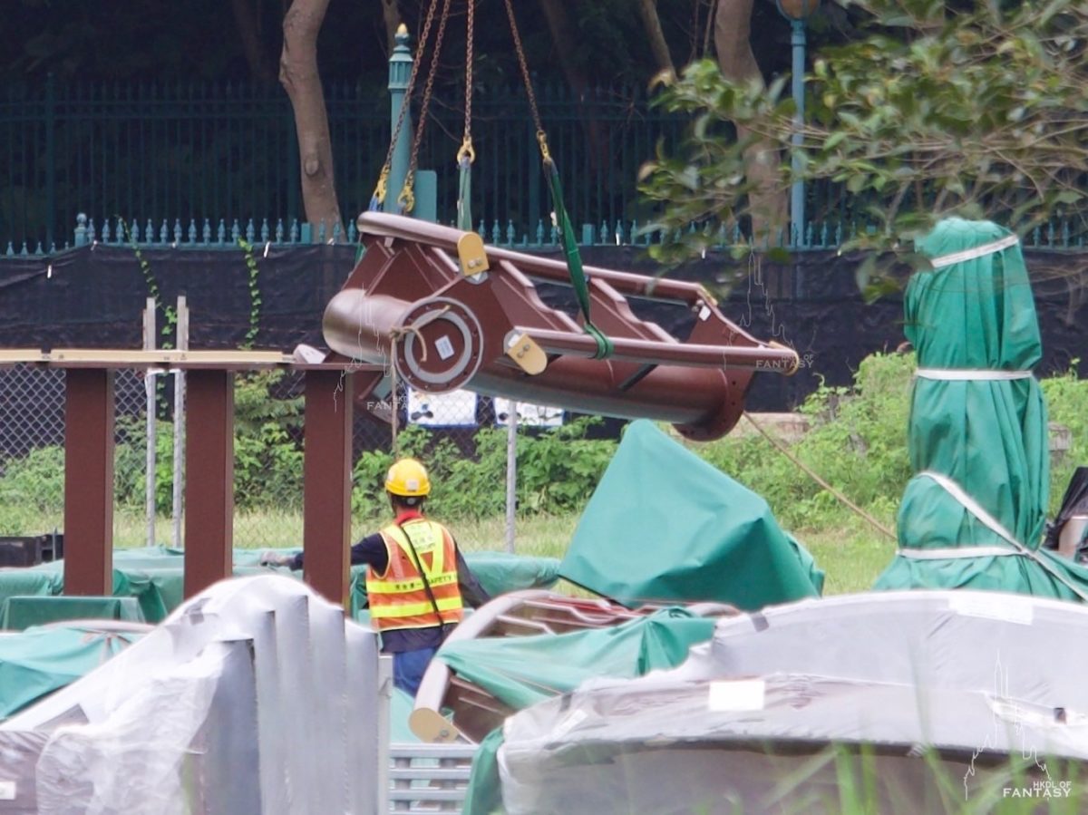 Wandering Oaken's Sliding Sleighs