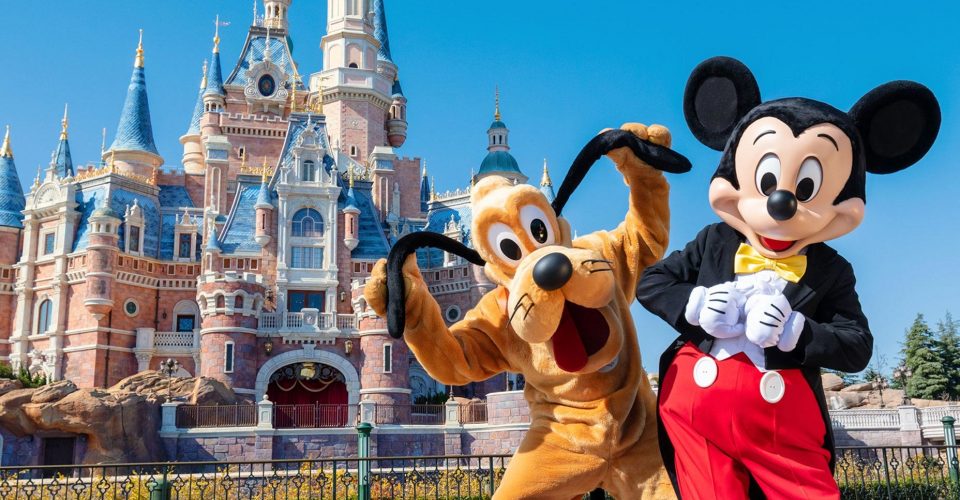 shanghai disneyland