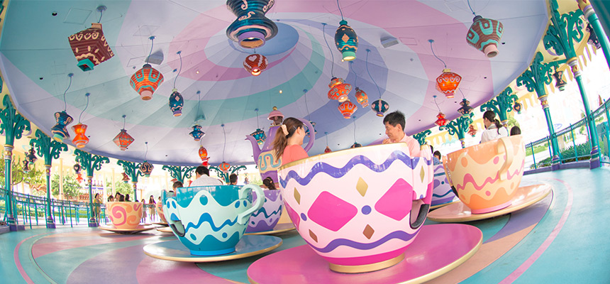 tokyo disneyland alice's tea party