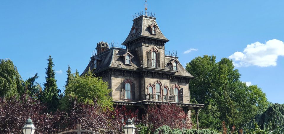 phantom manor