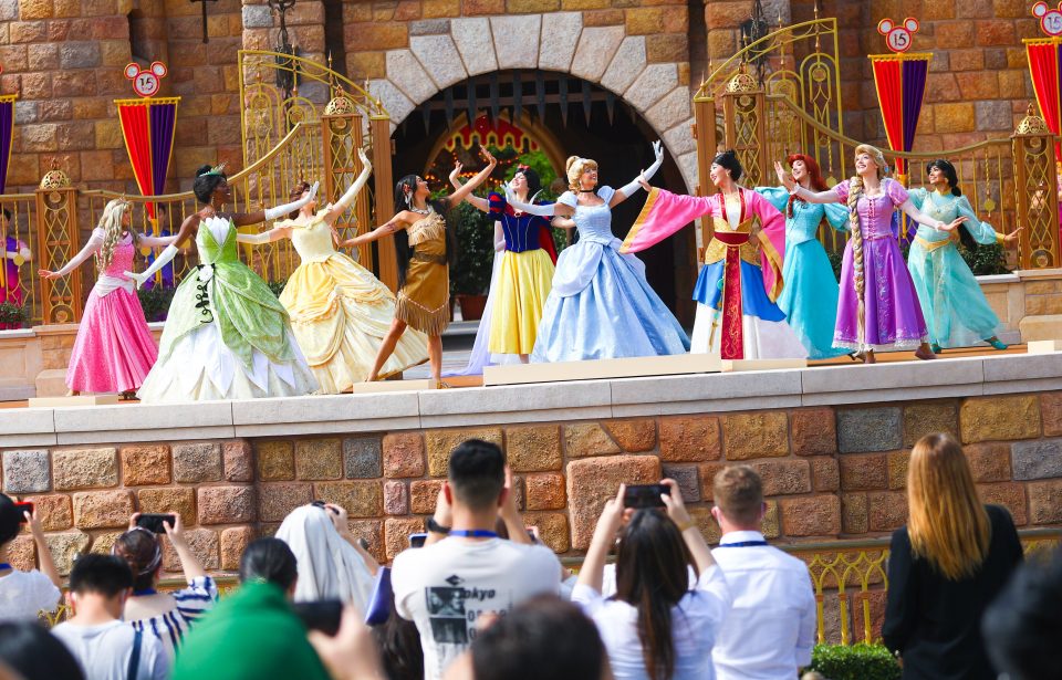 hong kong disneyland