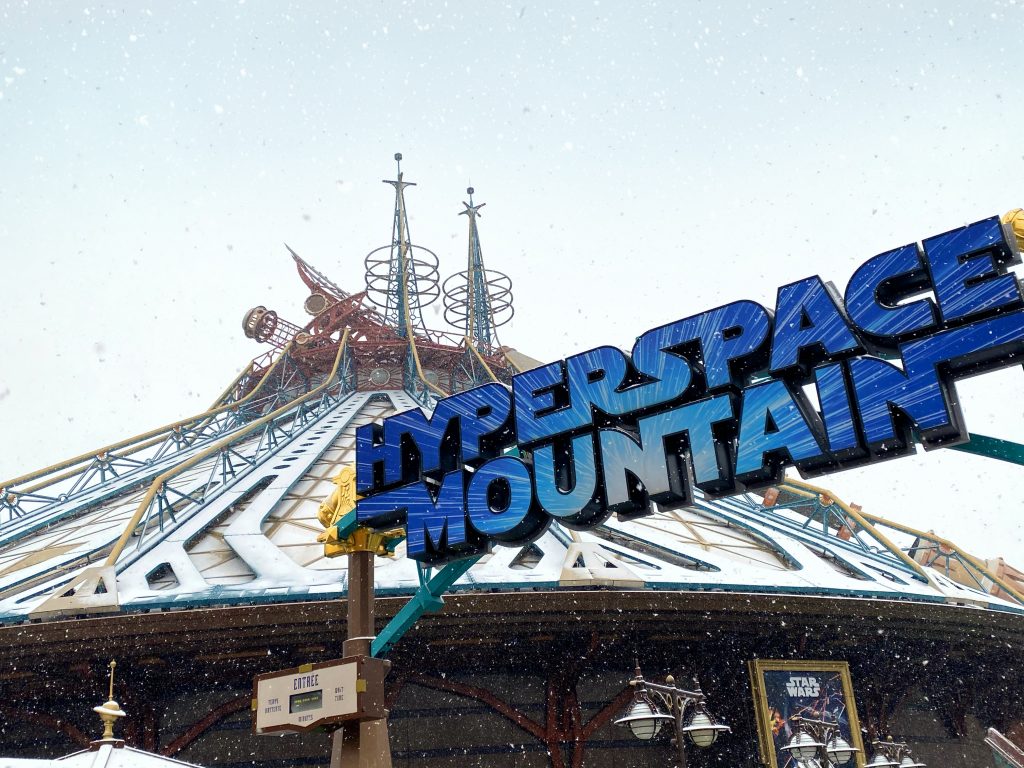 disneyland paris neige