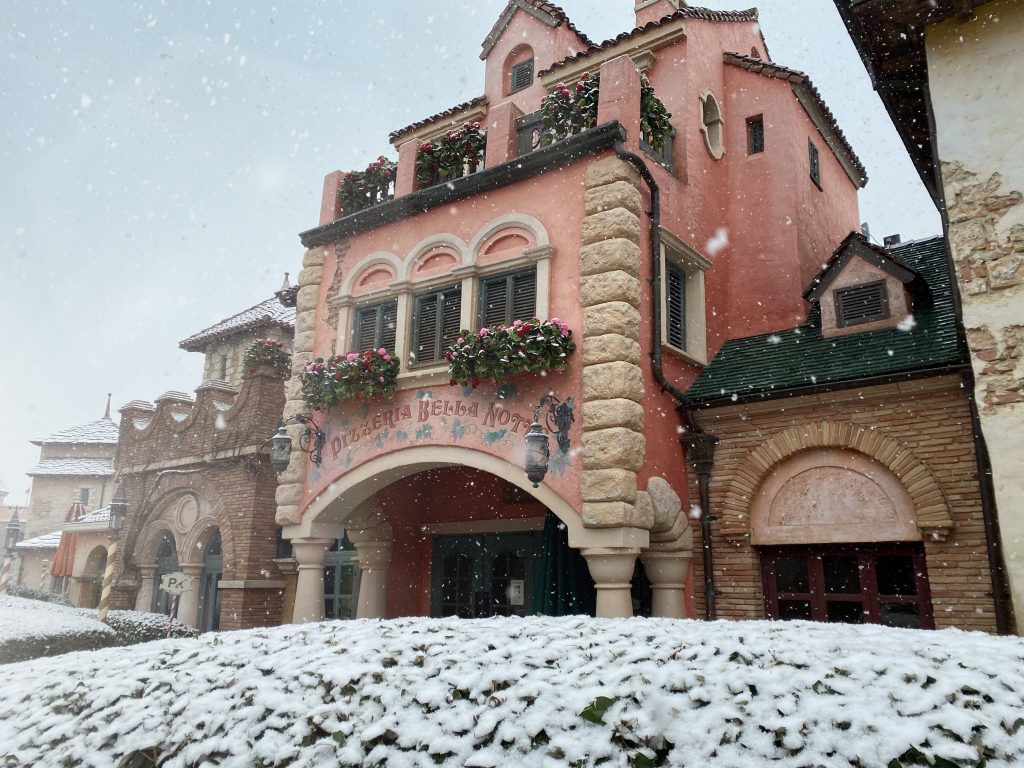 disneyland paris neige