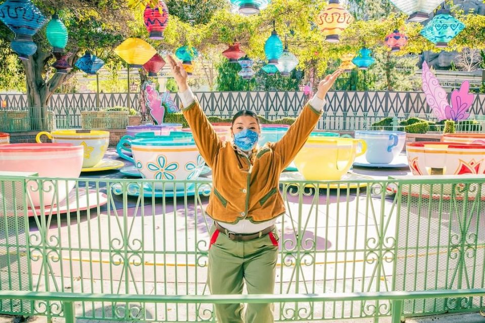 cast members disneyland