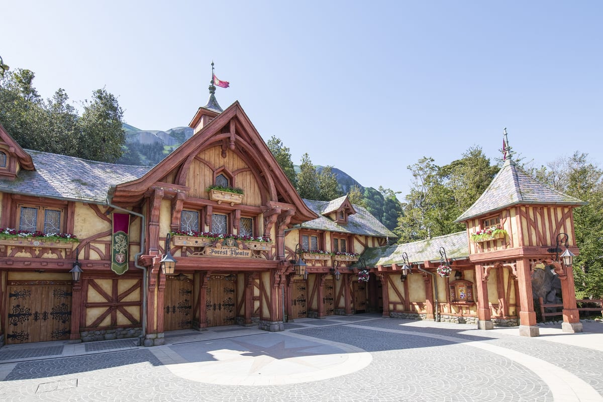 fantasyland forest theatre