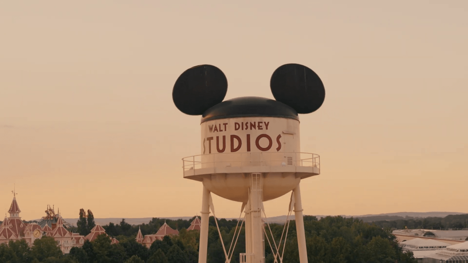 disneyland paris drone