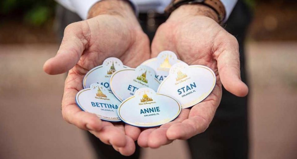 nametags cast members walt disney world