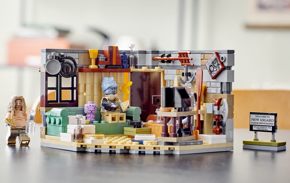 bro thor lego