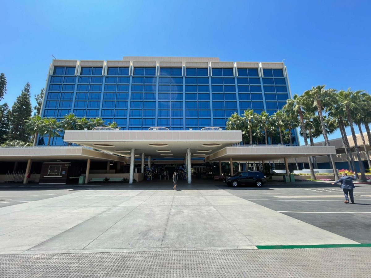 disneyland hotel californie