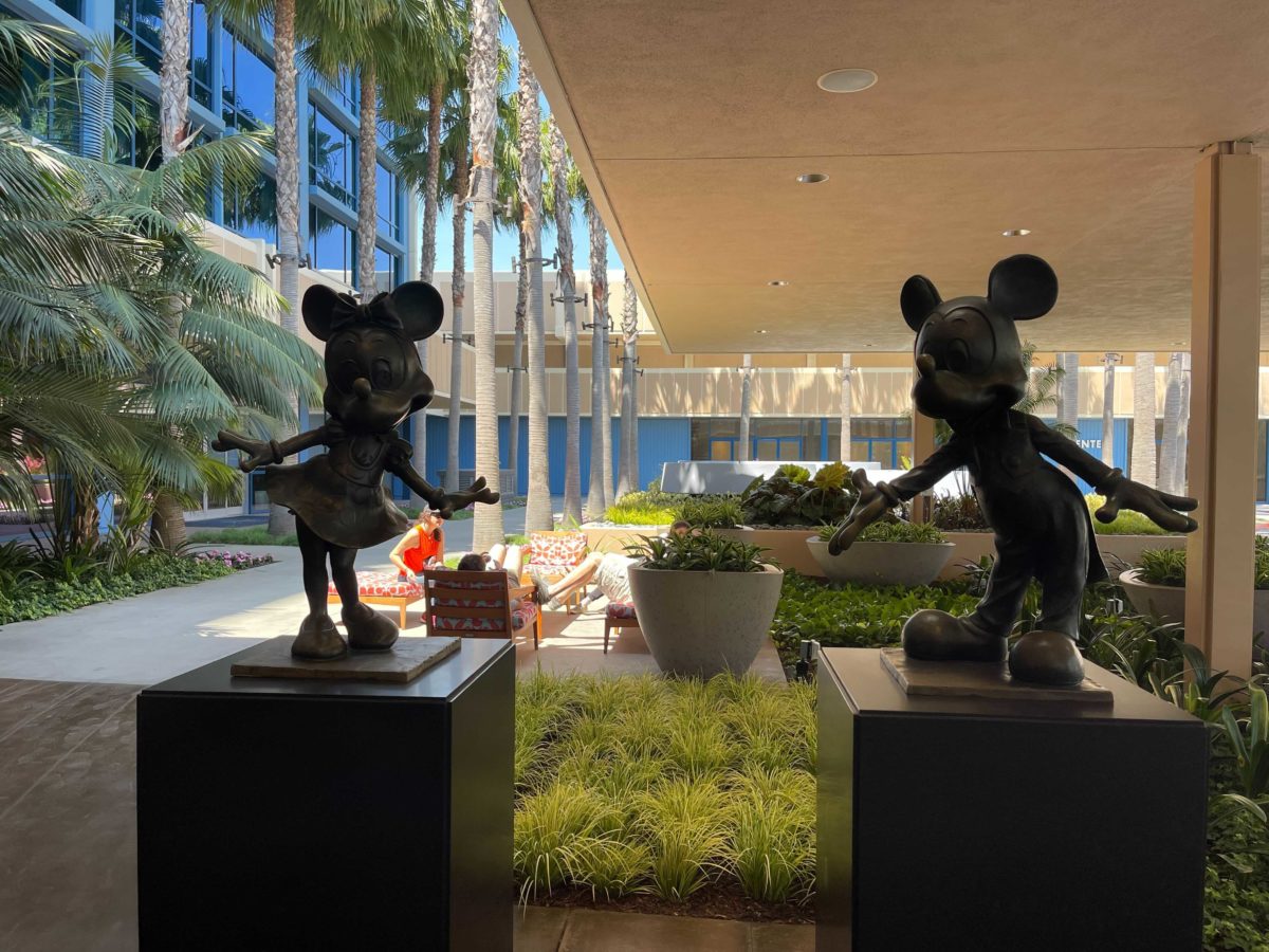 disneyland hotel californie