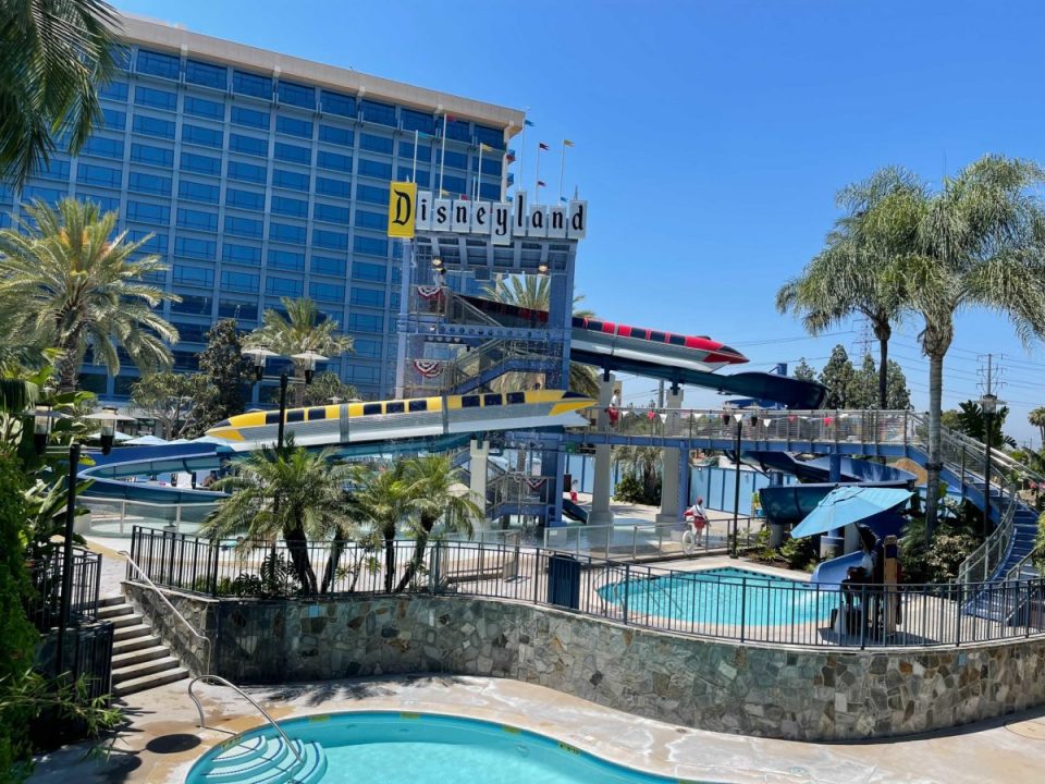 disneyland hotel californie
