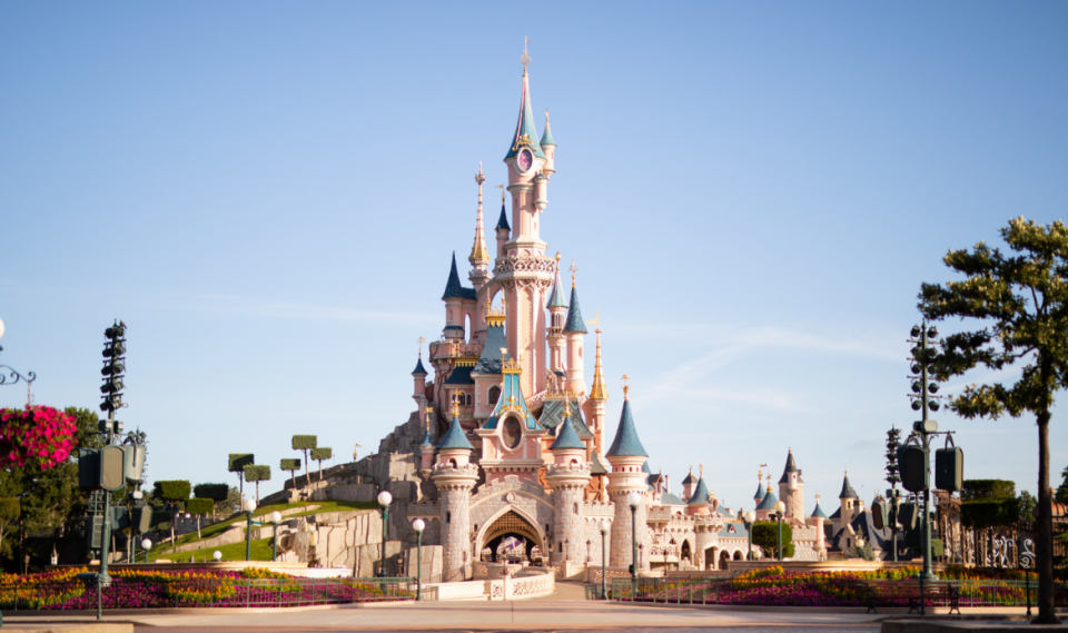 fréquentation parcs disney 2020