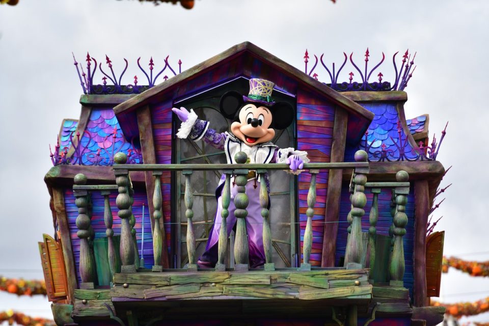 joyeuse surprise halloween de mickey