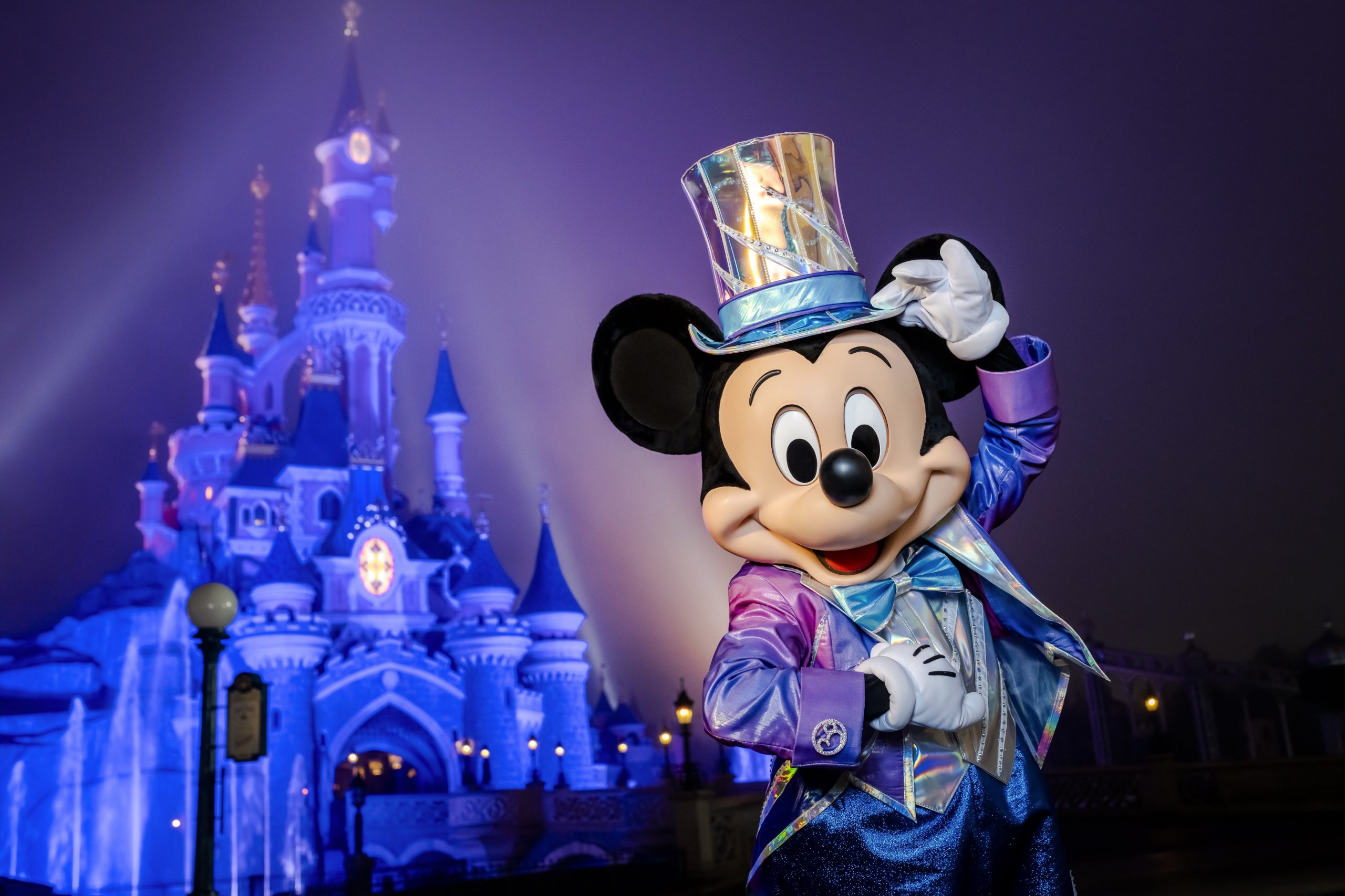 mickey disneyland paris 30