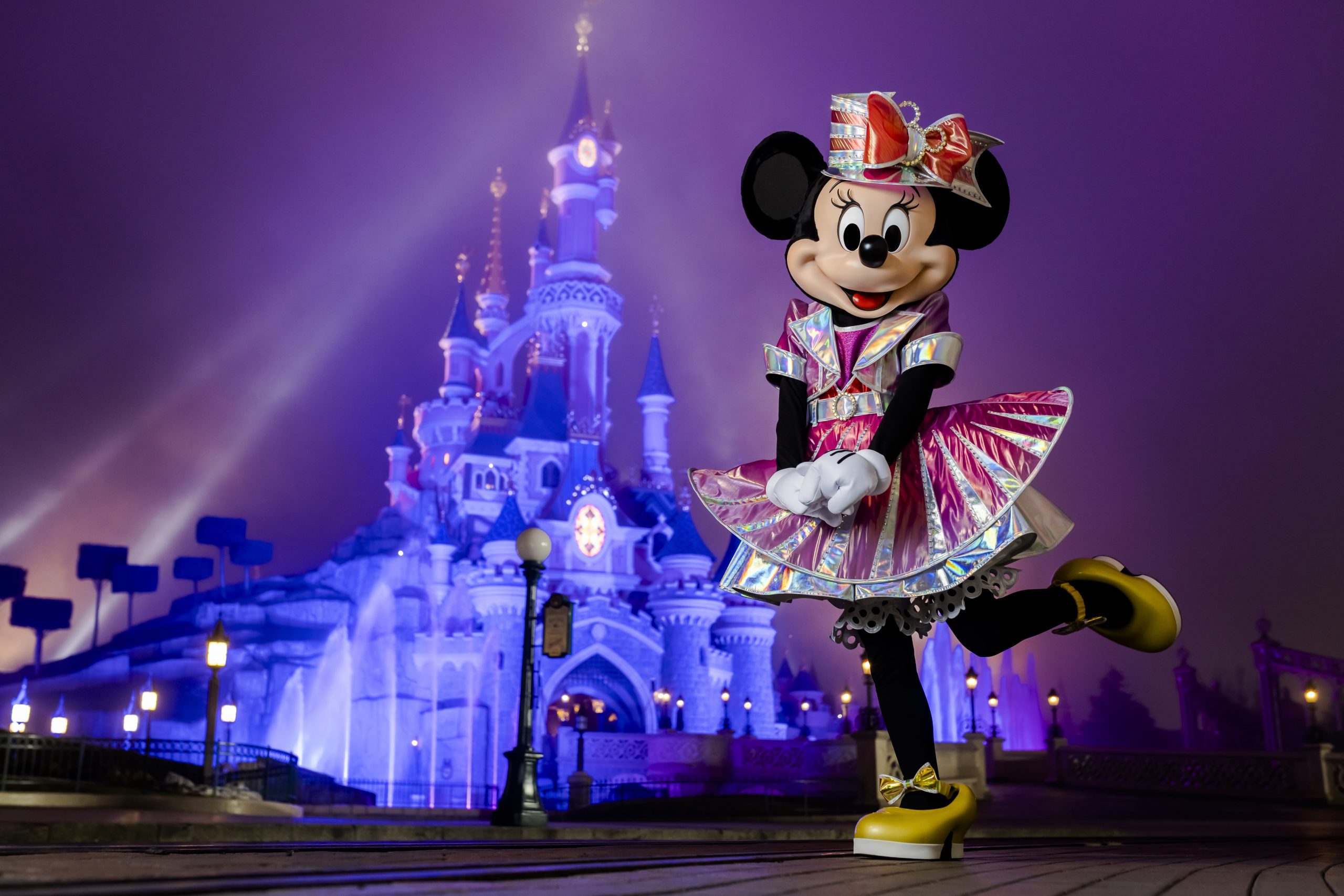 mickey disneyland paris 30