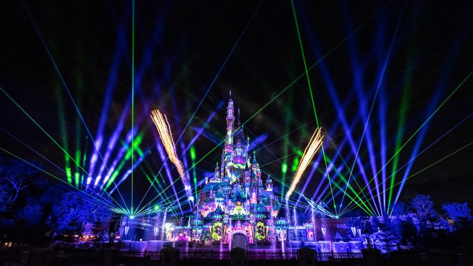 momentous hong kong disneyland 01