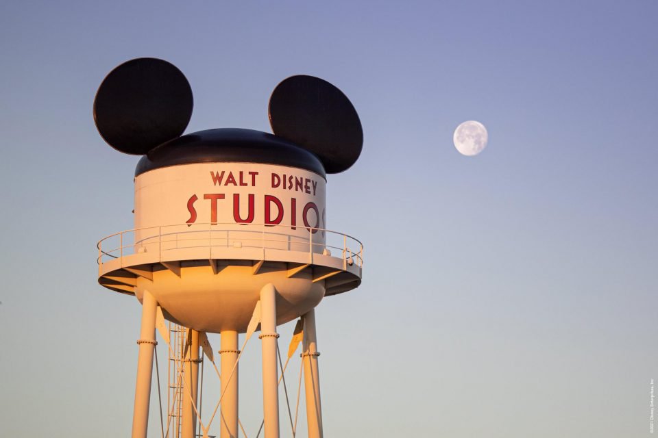 disneyland paris world travel awards 2022