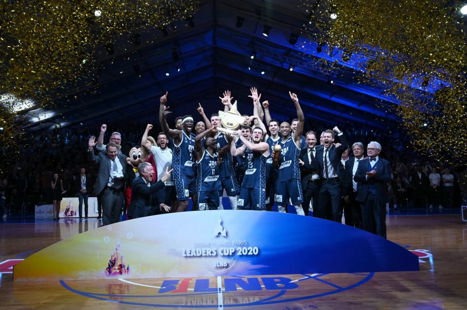 leaders cup disneyland paris