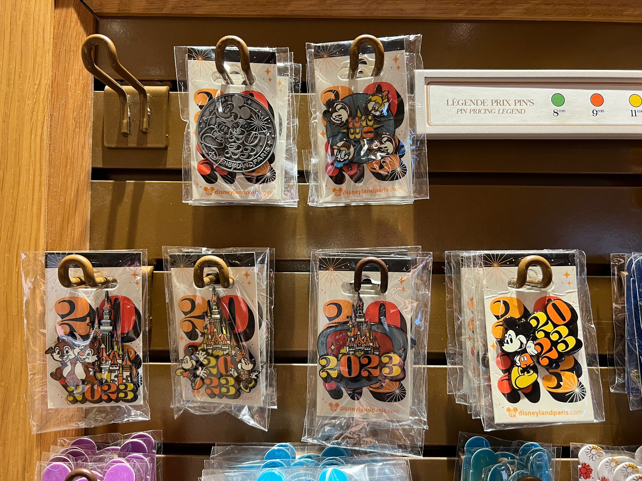 merchandise 2023 disneyland paris