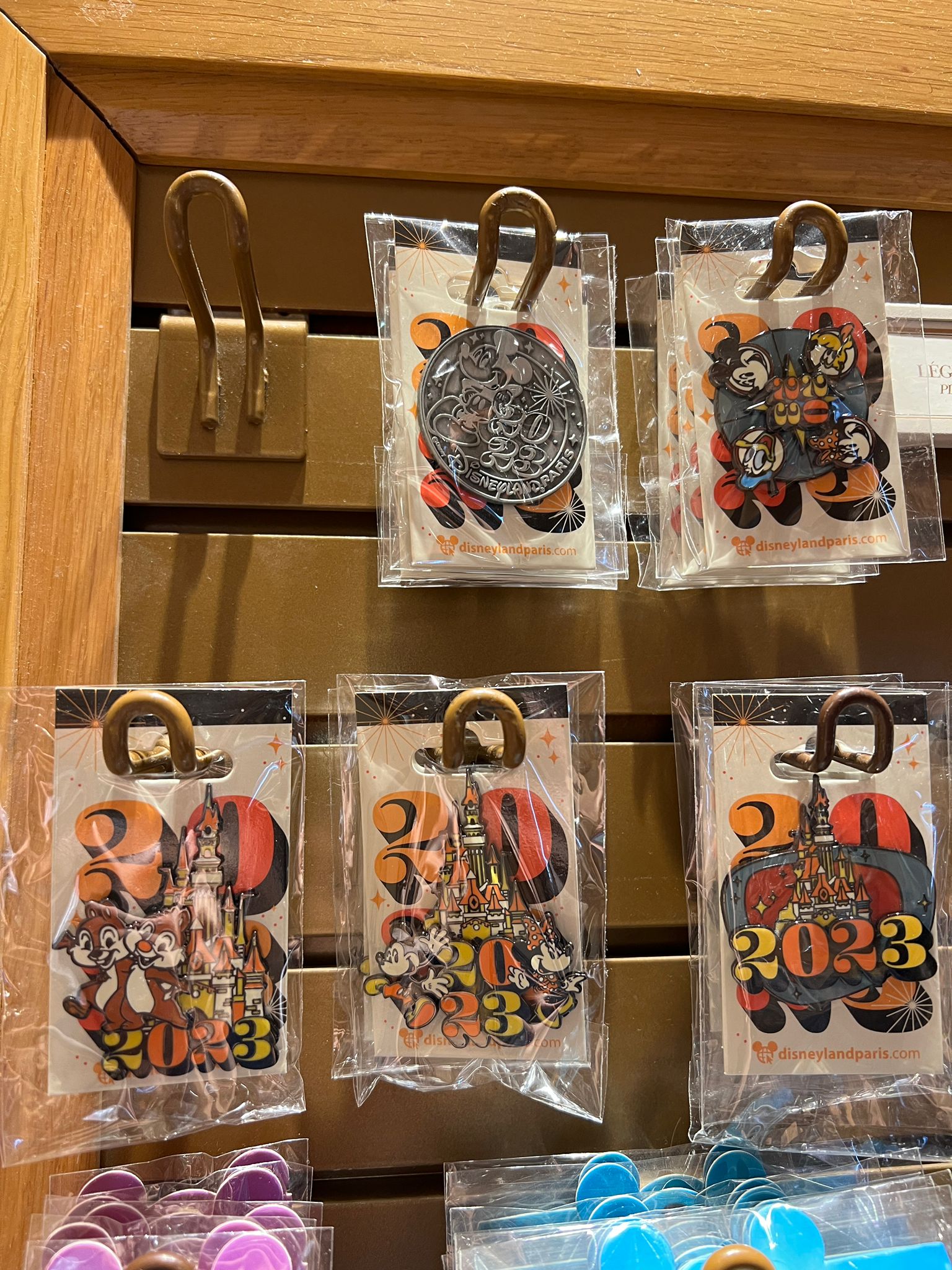 merchandise 2023 disneyland paris