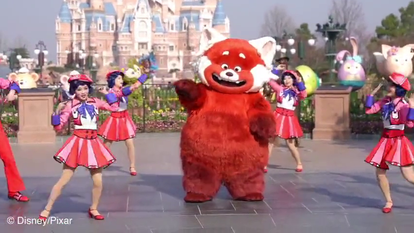 mei-mei shanghai disneyland