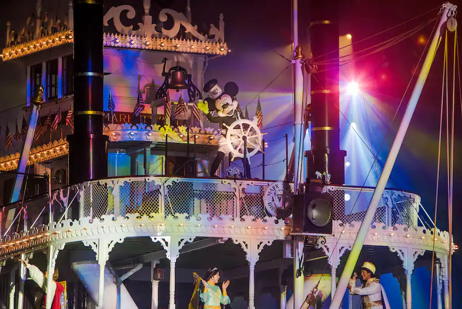 fantasmic disneyland
