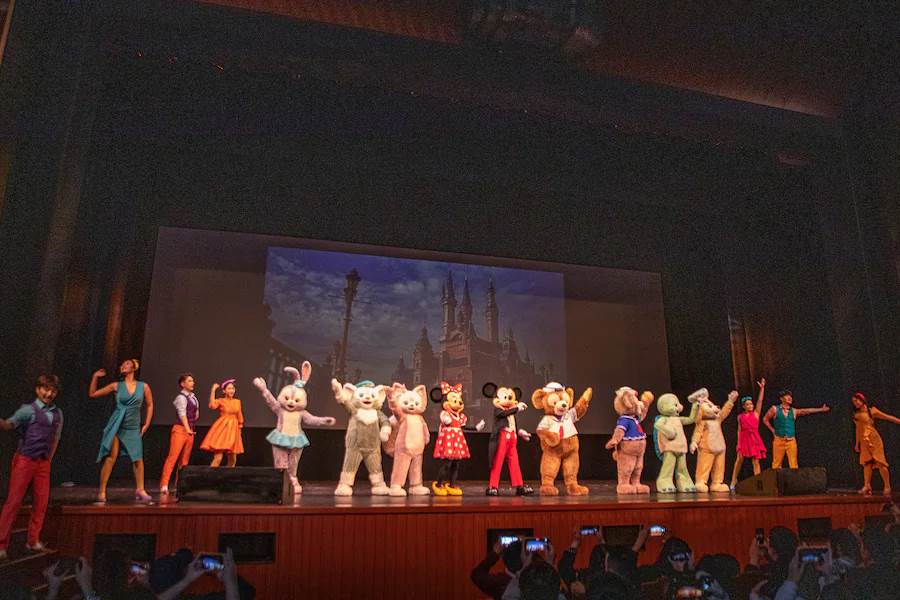 make-a-wish shanghai disney resort 01