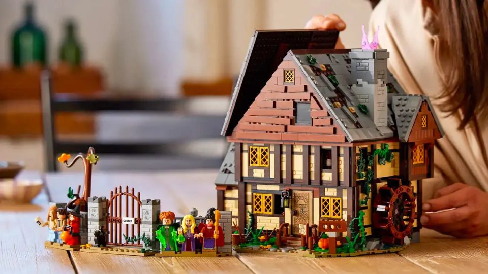 lego hocus pocus