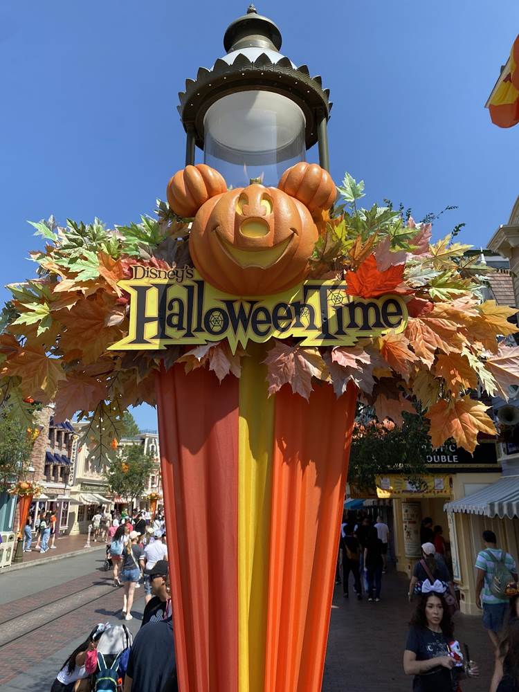 halloween time 2023 disneyland