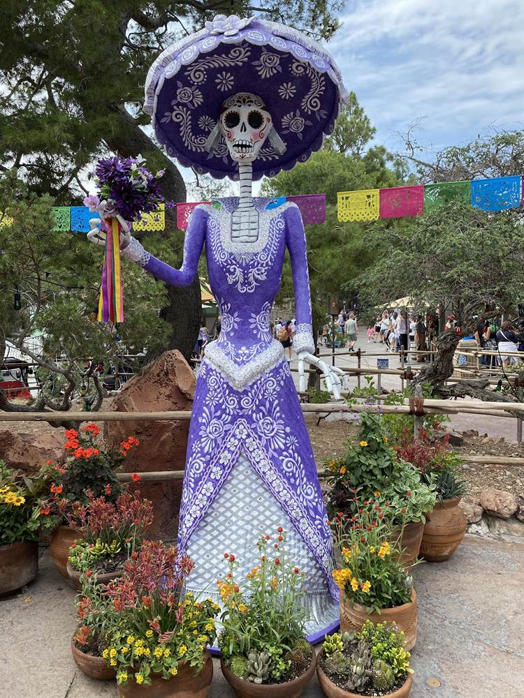 halloween time 2023 disneyland