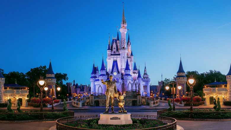 disney desantis accuse