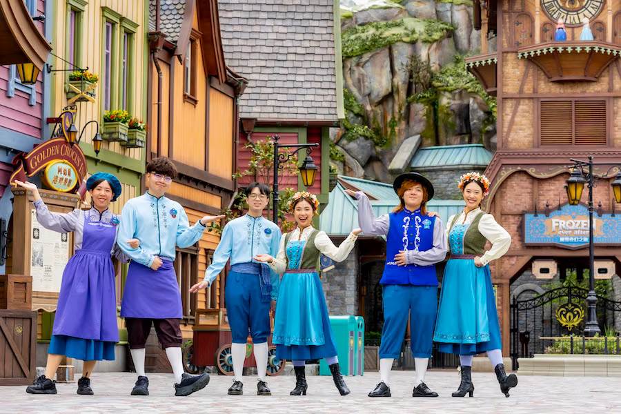 costumes frozen hong kong