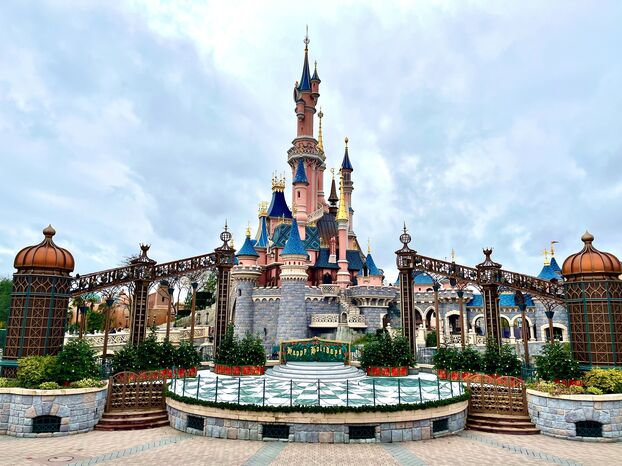 sapins noël disneyland paris