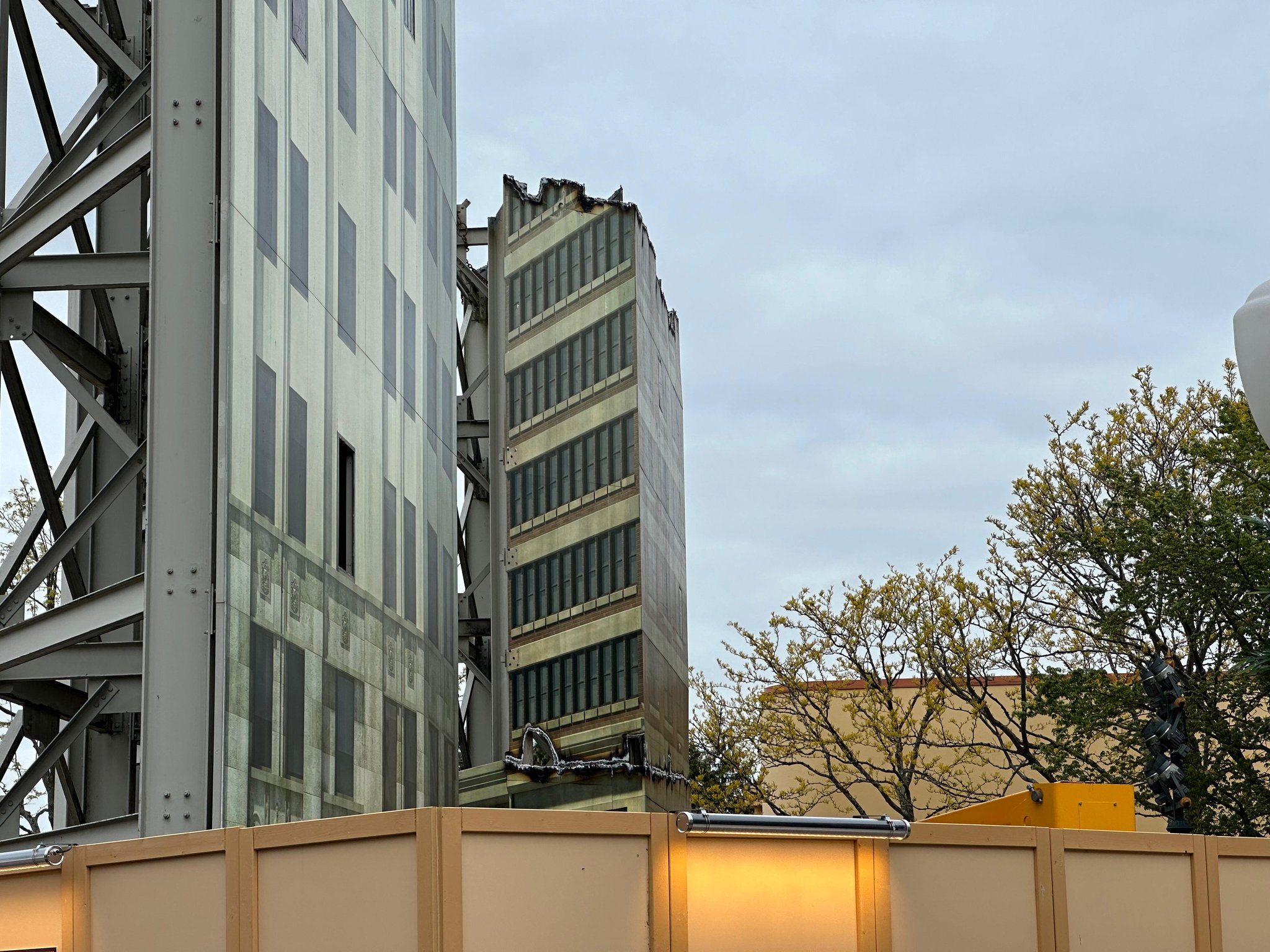 gratte-ciels walt disney studios