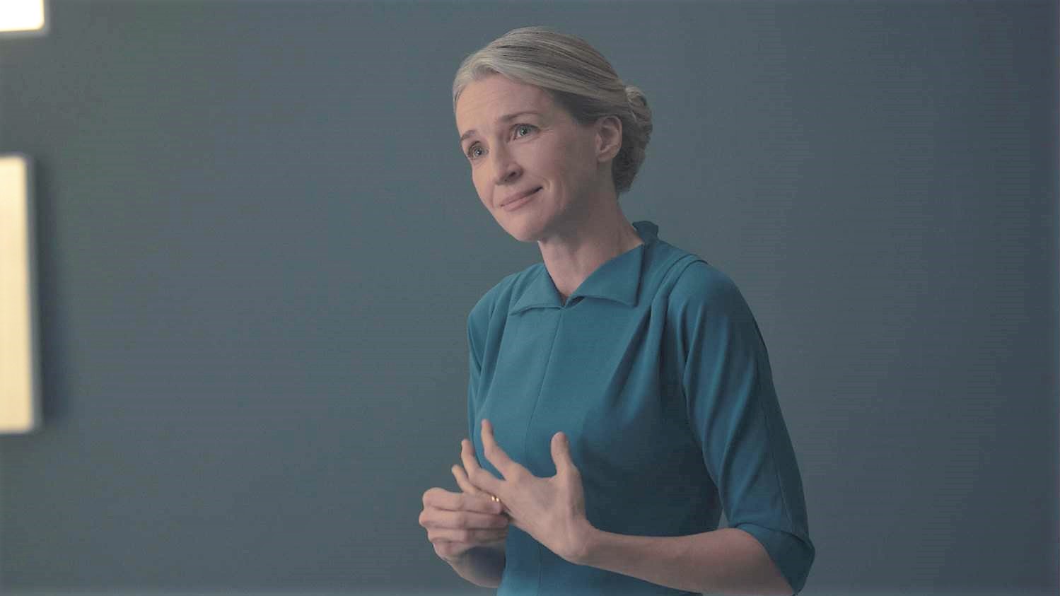 Ever Carradine the handmaid's tale