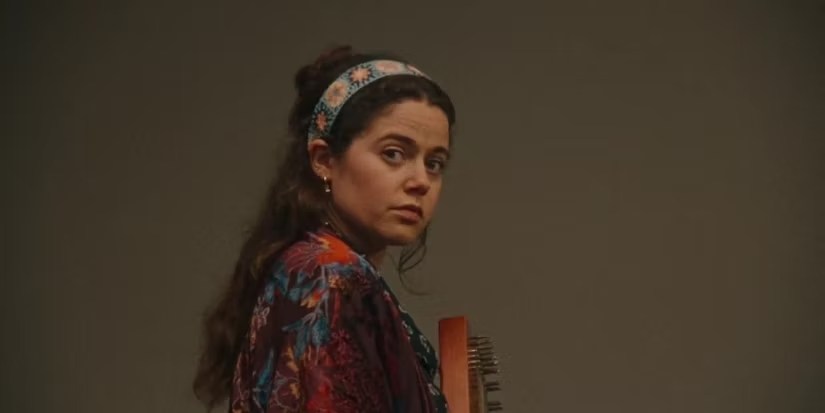 molly gordon searchlight