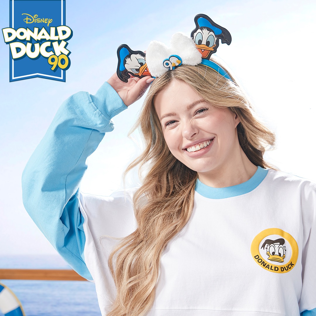 donald 90 disney store
