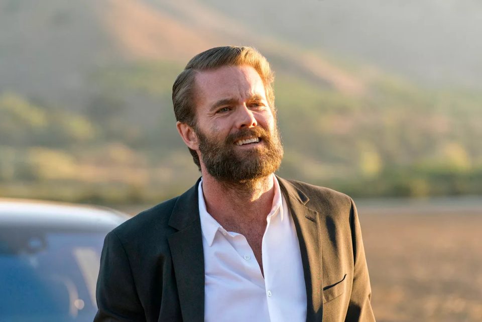 Garret Dillahunt