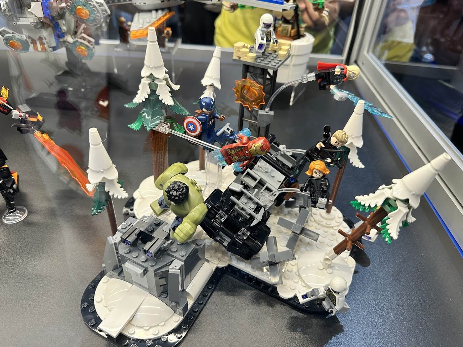 lego comic con 2024